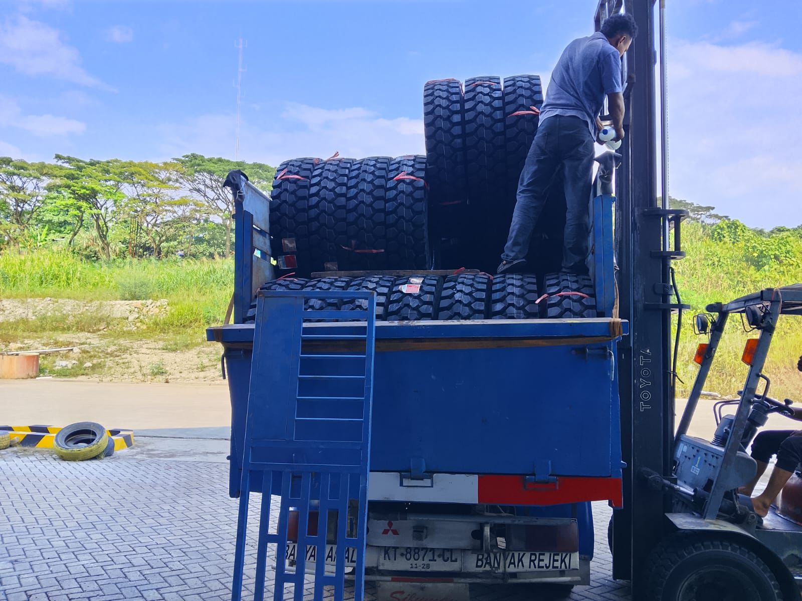 Galeri Negara Jaya Logistik